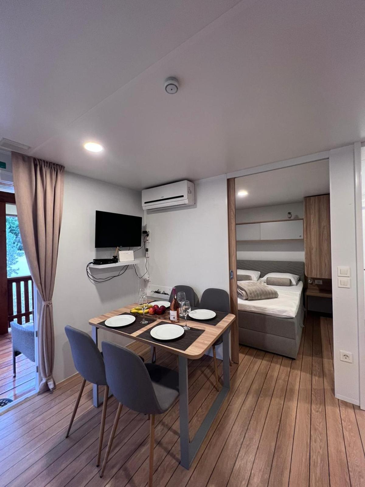Vila Mobile House F&L Biograd Na Moru Exteriér fotografie